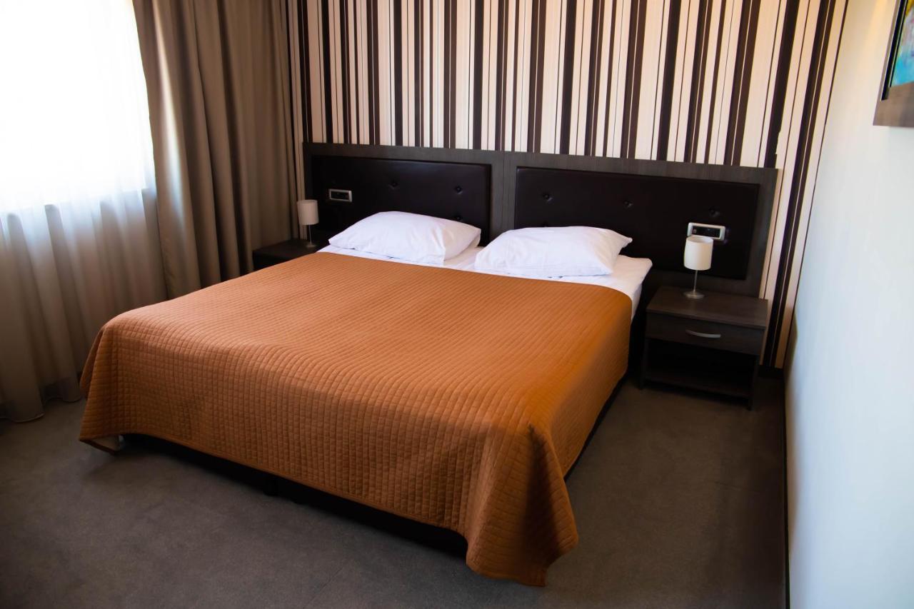 Art Hotel 슬라본스키브로드 외부 사진