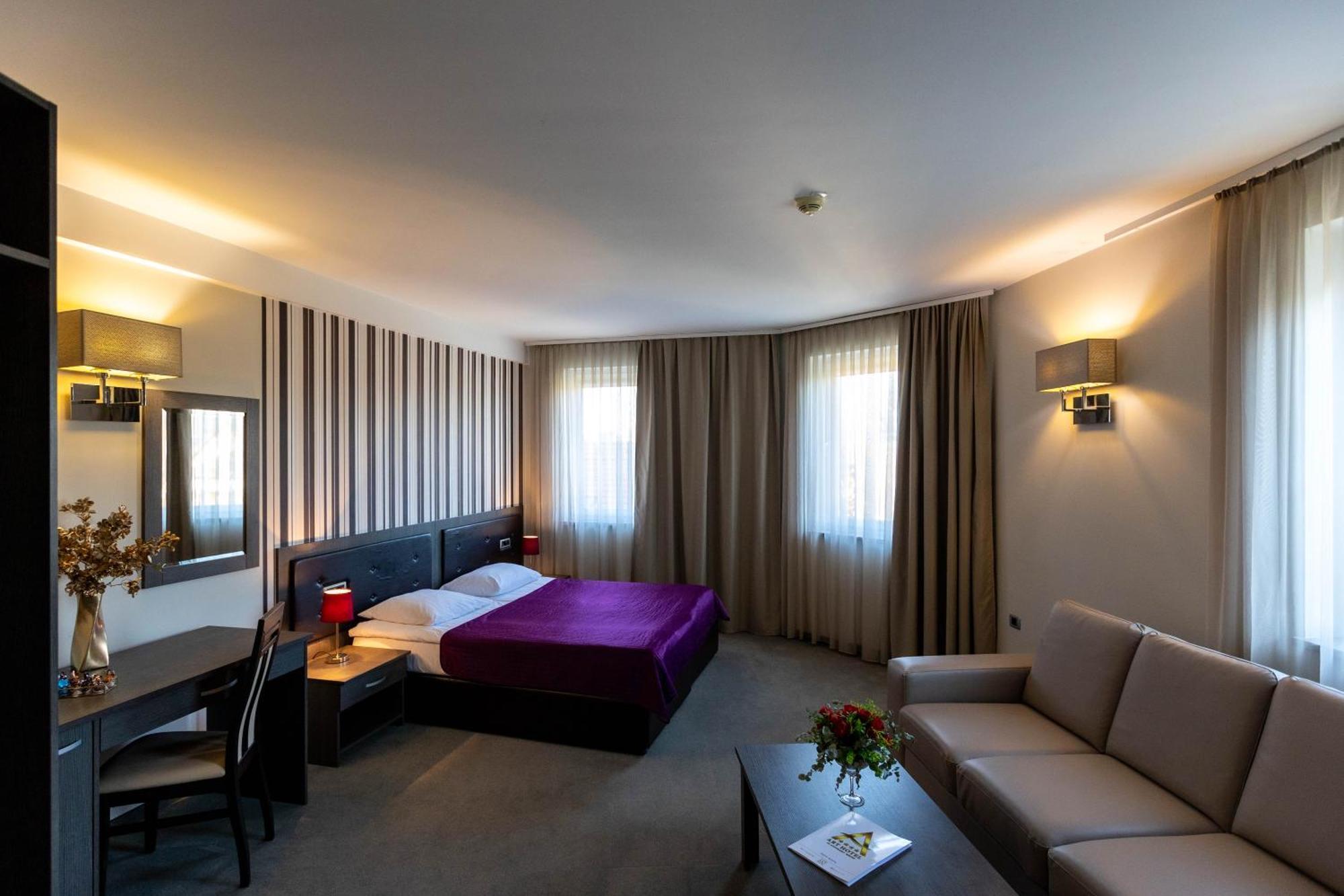 Art Hotel 슬라본스키브로드 외부 사진