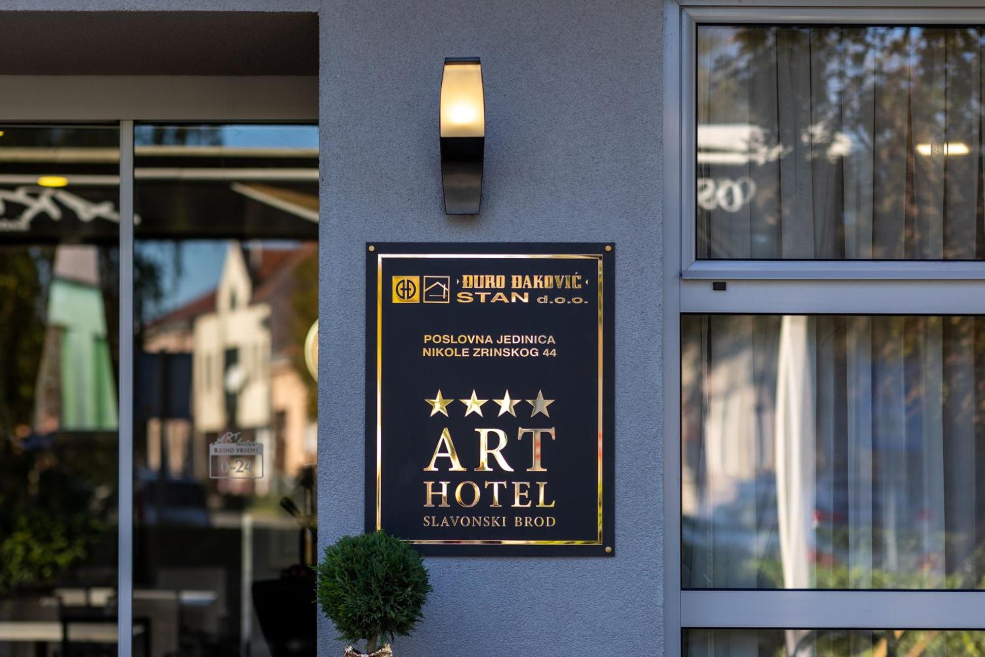 Art Hotel 슬라본스키브로드 외부 사진